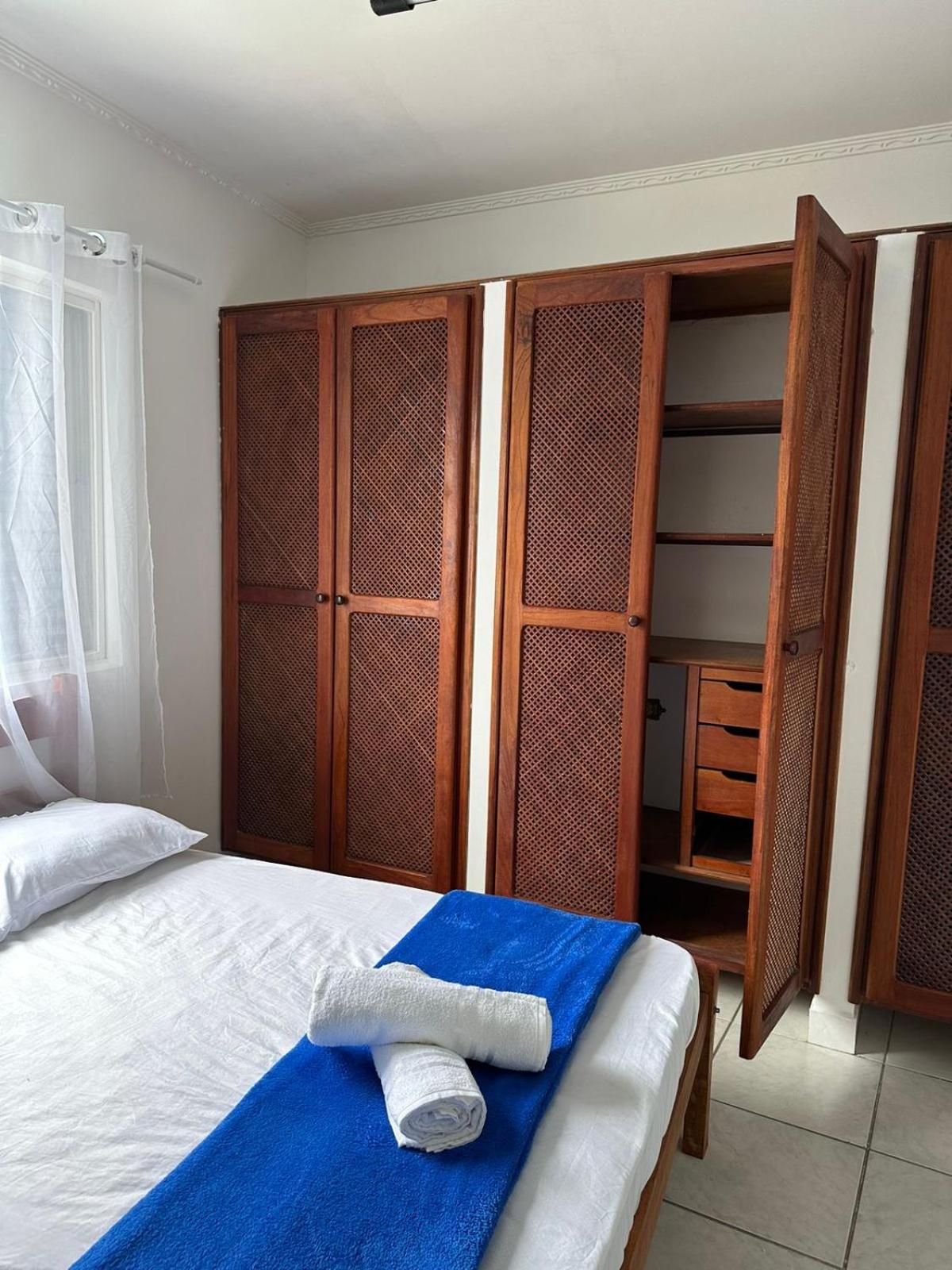 Litoral Hostel *