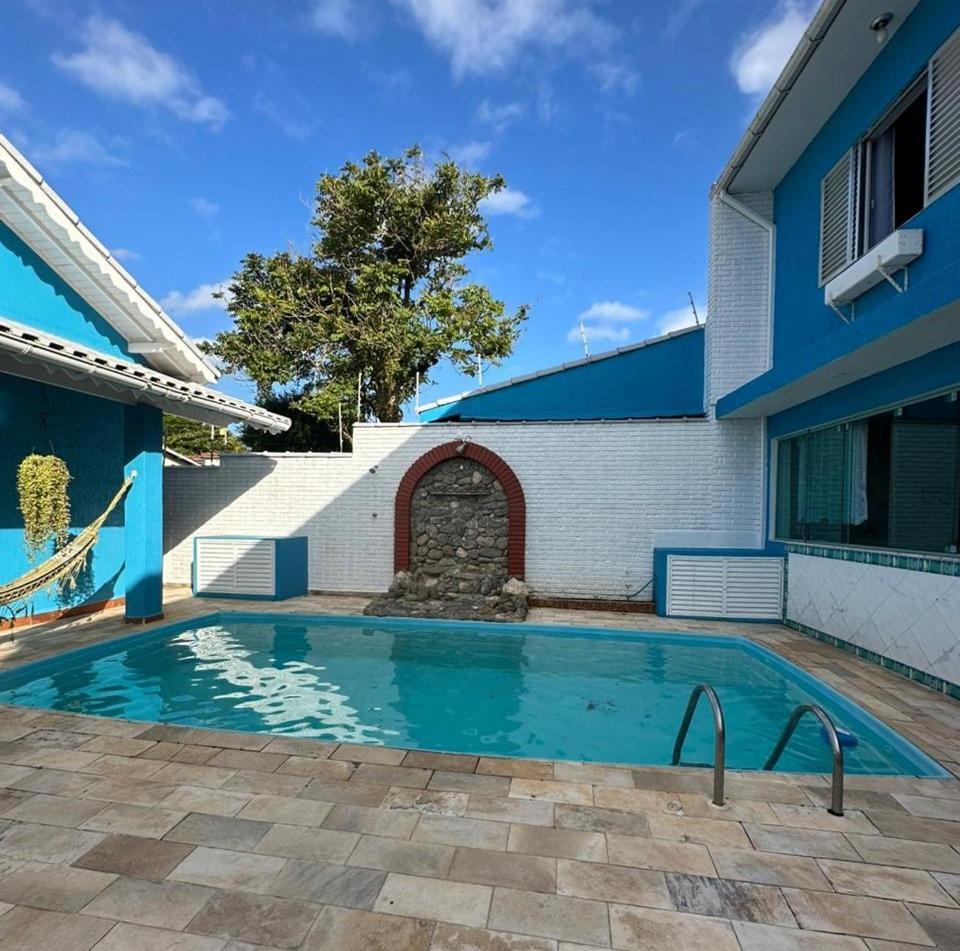 Hostel Litoral *